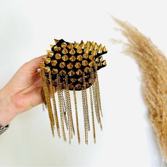 NEW Black Gold Felt Studded Chain Shoulder Pad Brooch Clip Pin Epaulet Jewelry - Picture 2 of 7